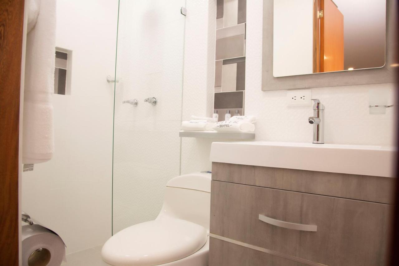 Hotel Silver Гуарне Экстерьер фото