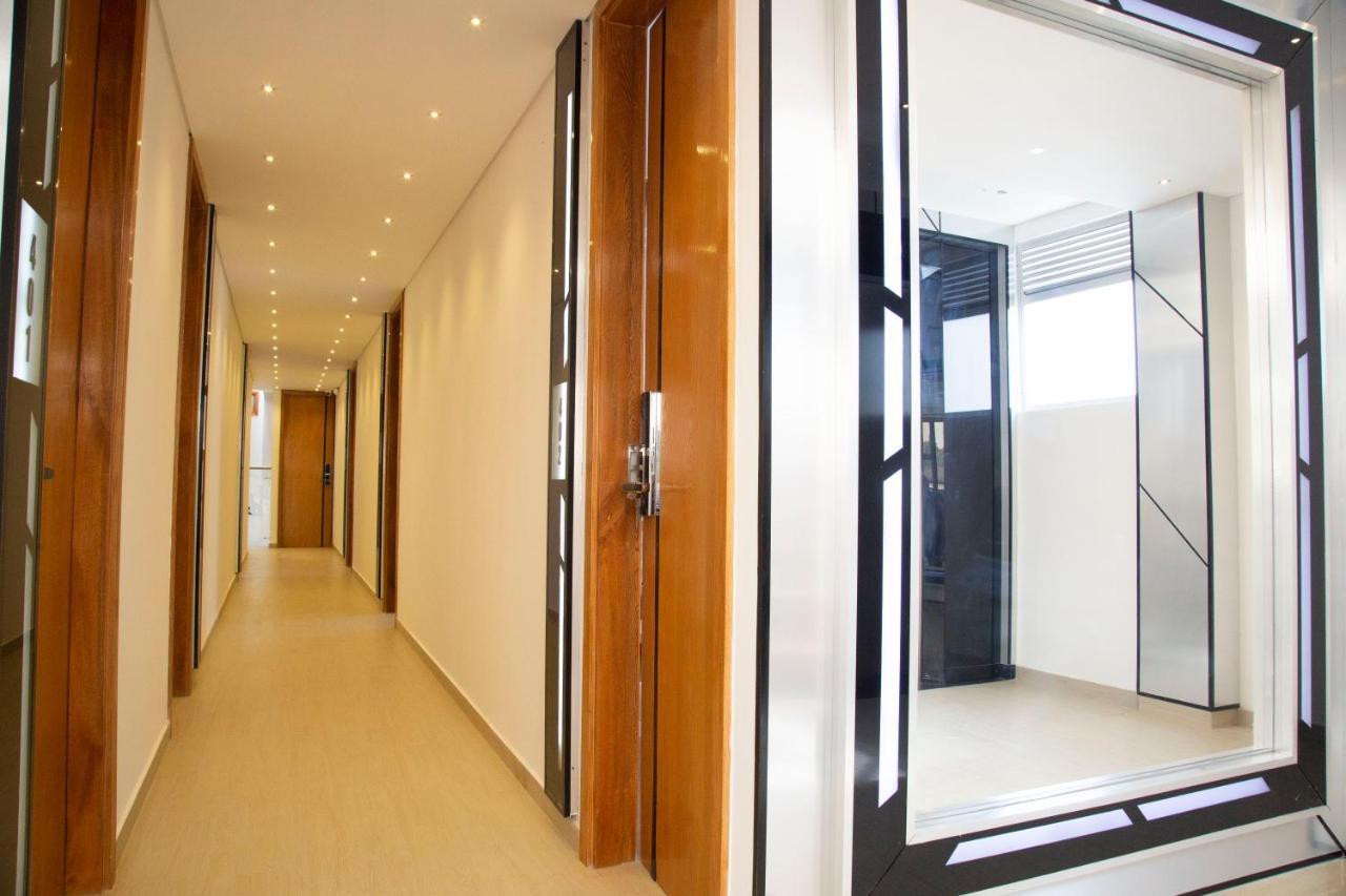 Hotel Silver Гуарне Экстерьер фото